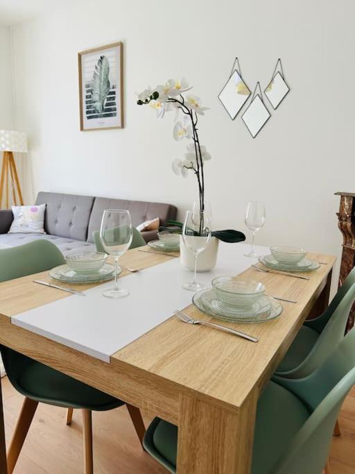 Le Moderne Apartment Charleville-Mezieres Ngoại thất bức ảnh