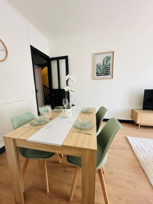 Le Moderne Apartment Charleville-Mezieres Ngoại thất bức ảnh